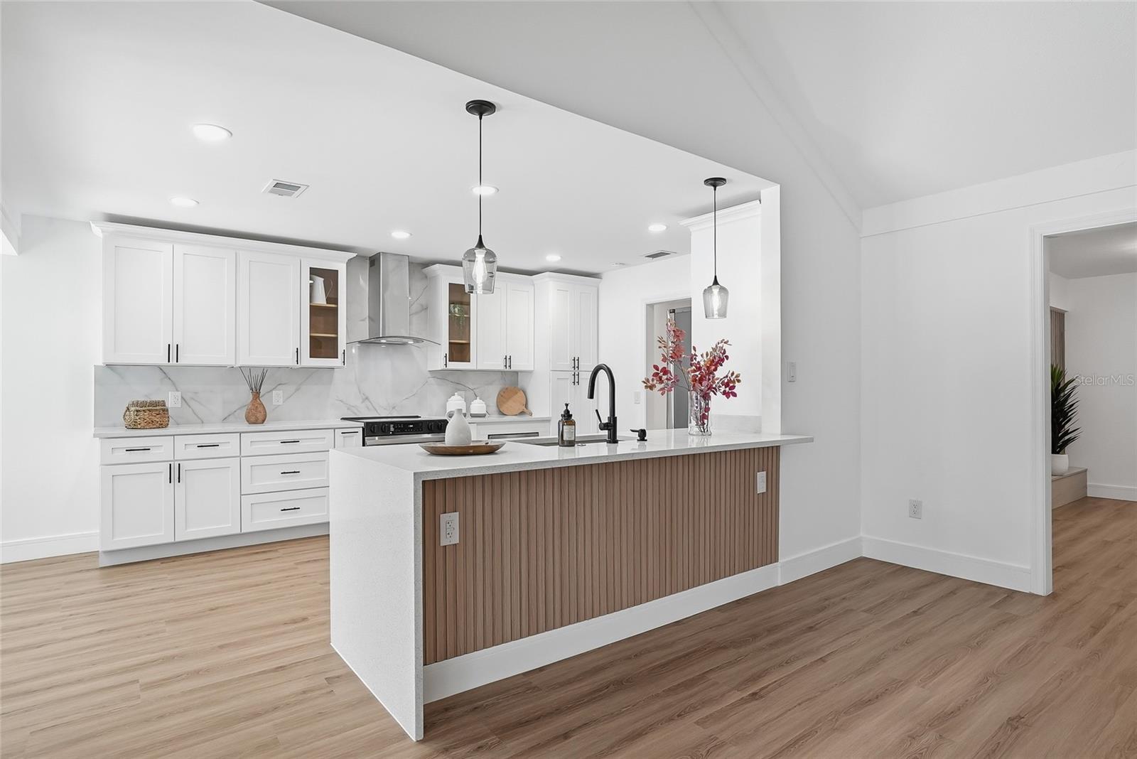 OAKWOOD RAVINE - Residential