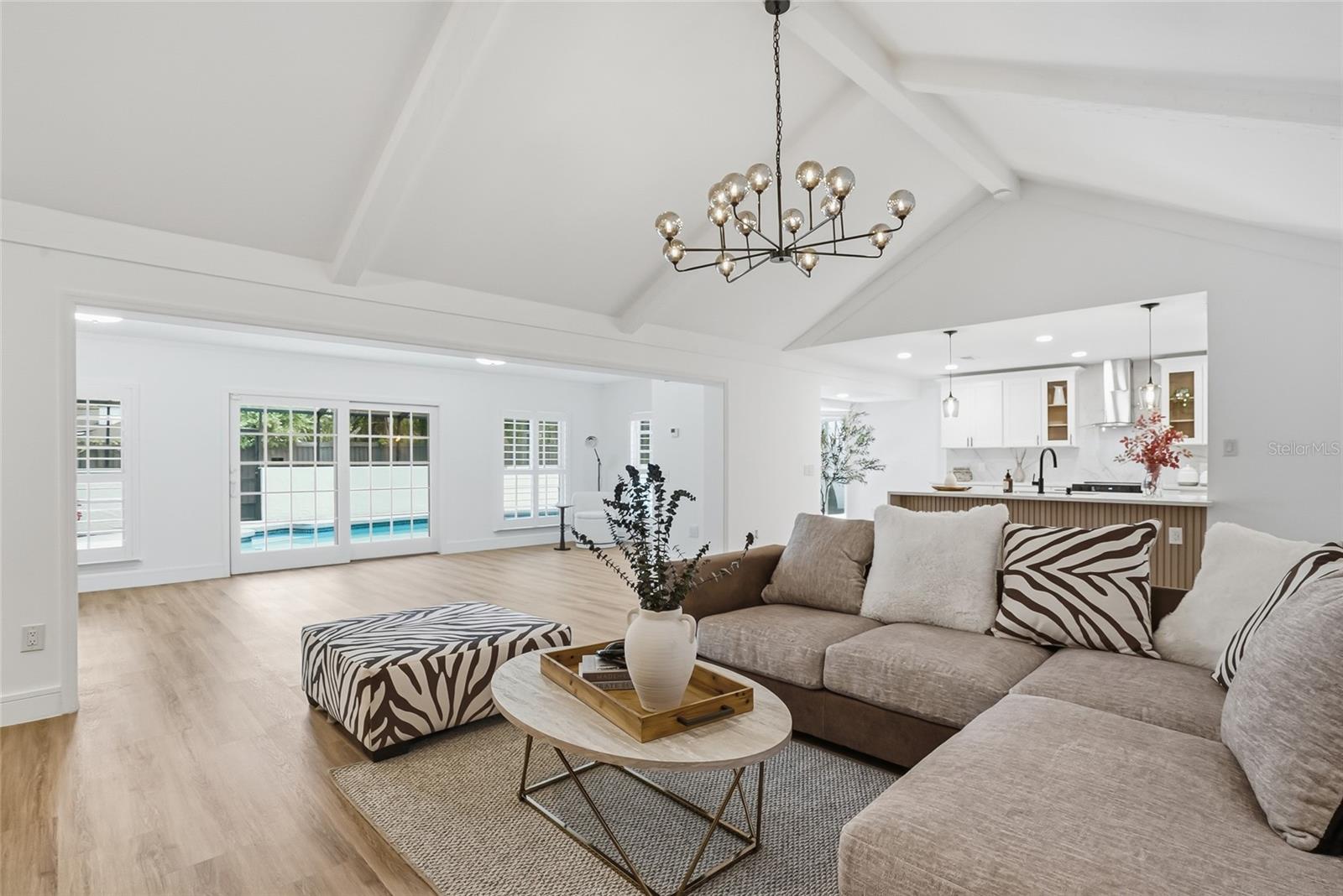 OAKWOOD RAVINE - Residential