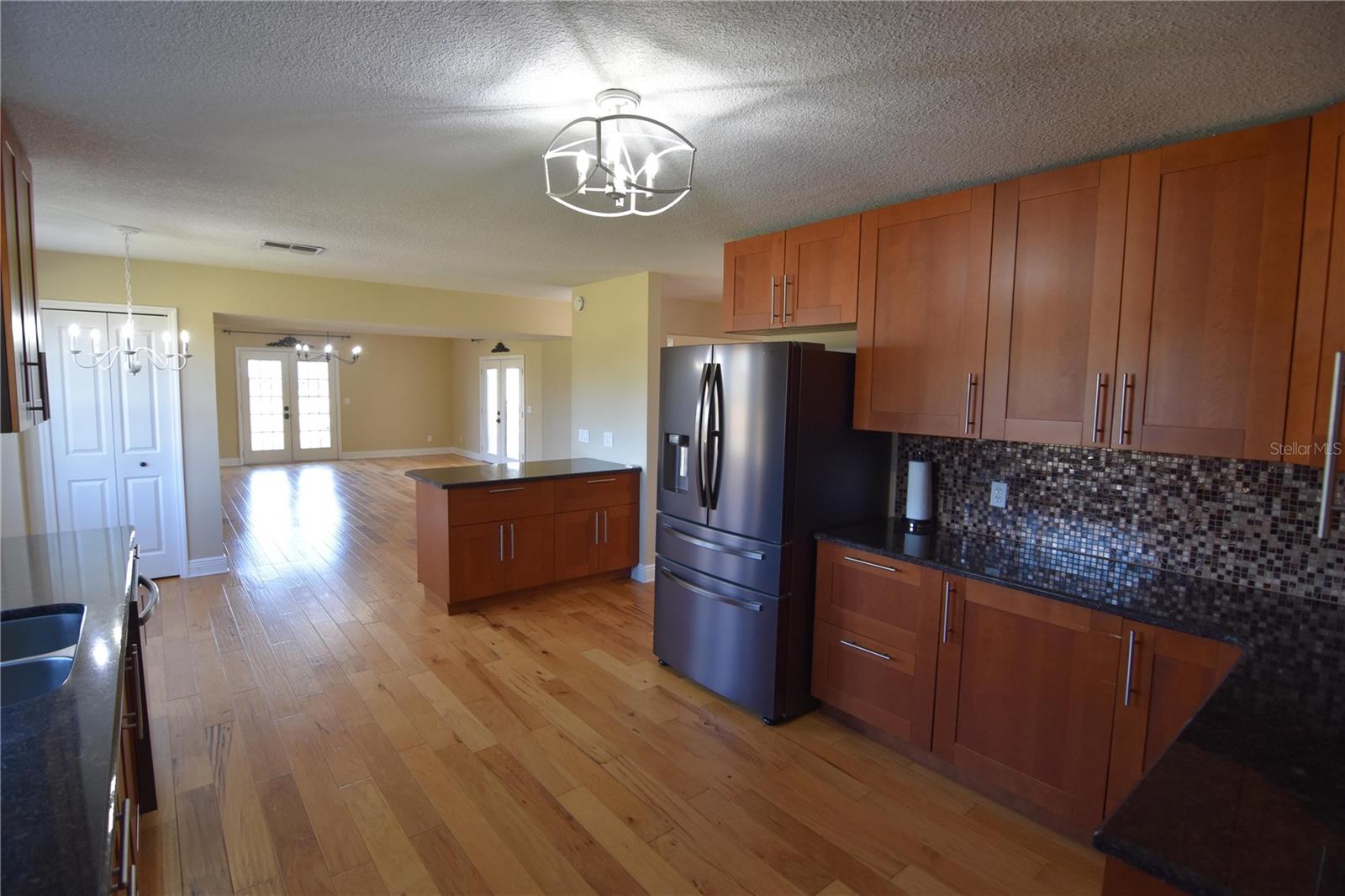 S L & I C - Residential Lease