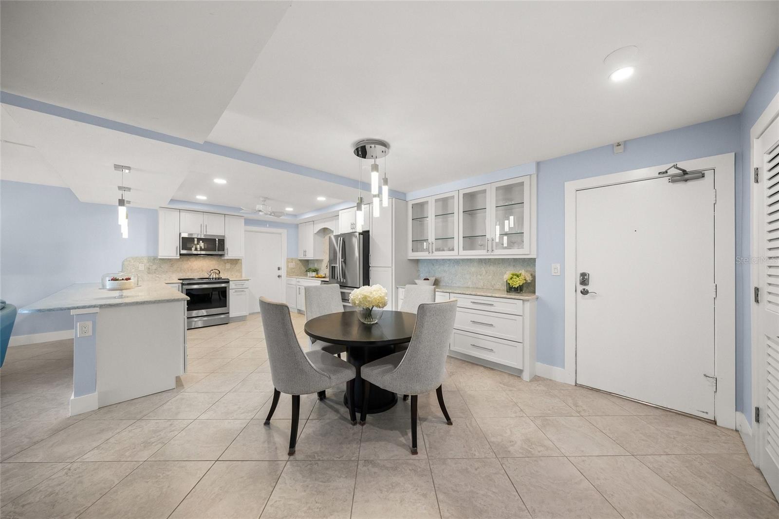 WHISPERING SANDS SEC 3 - Residential