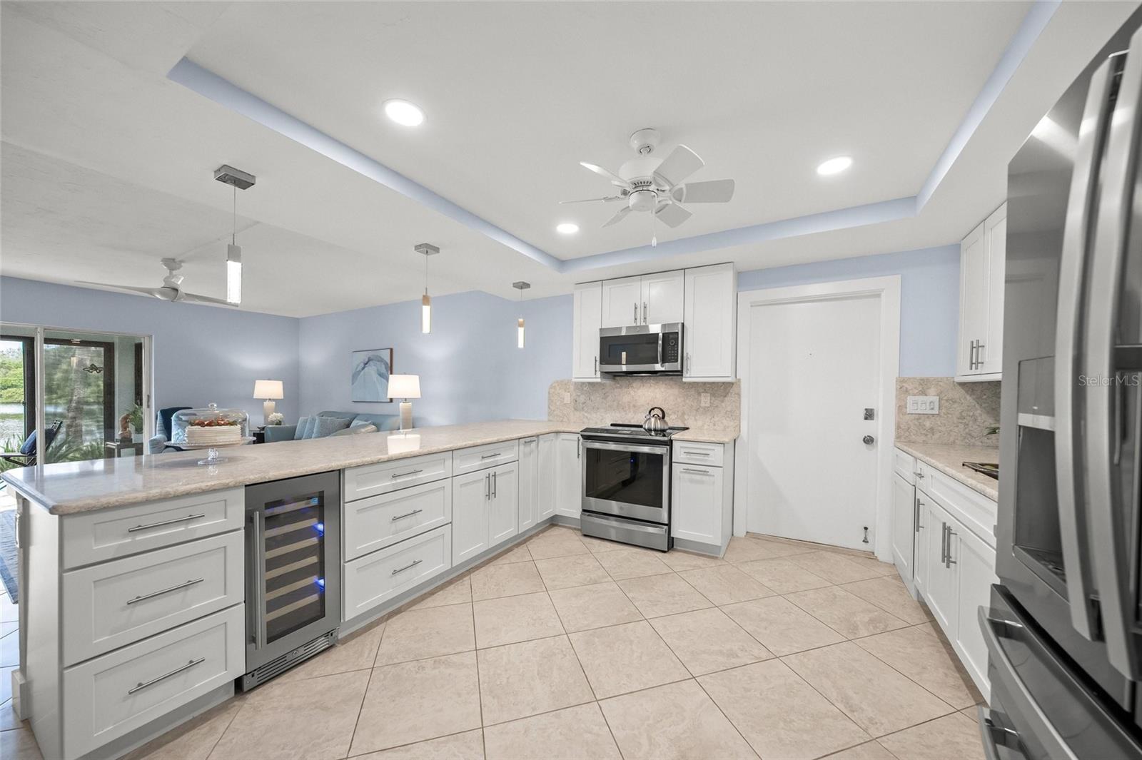 WHISPERING SANDS SEC 3 - Residential