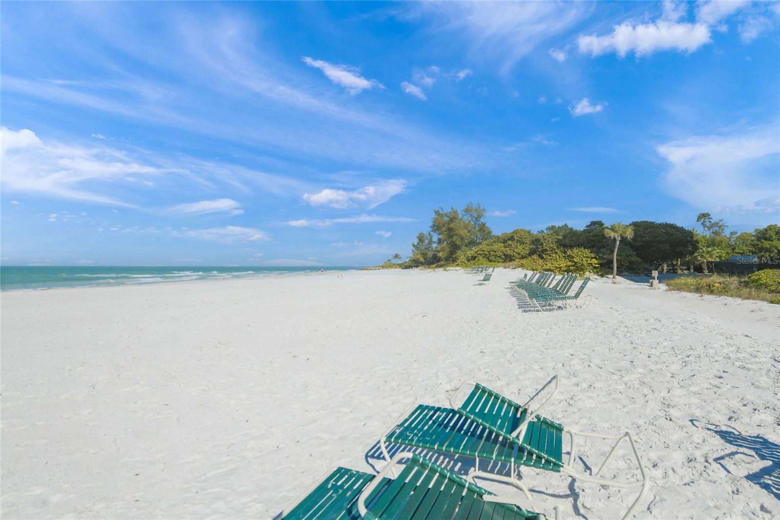 WHISPERING SANDS SEC 3 - Residential