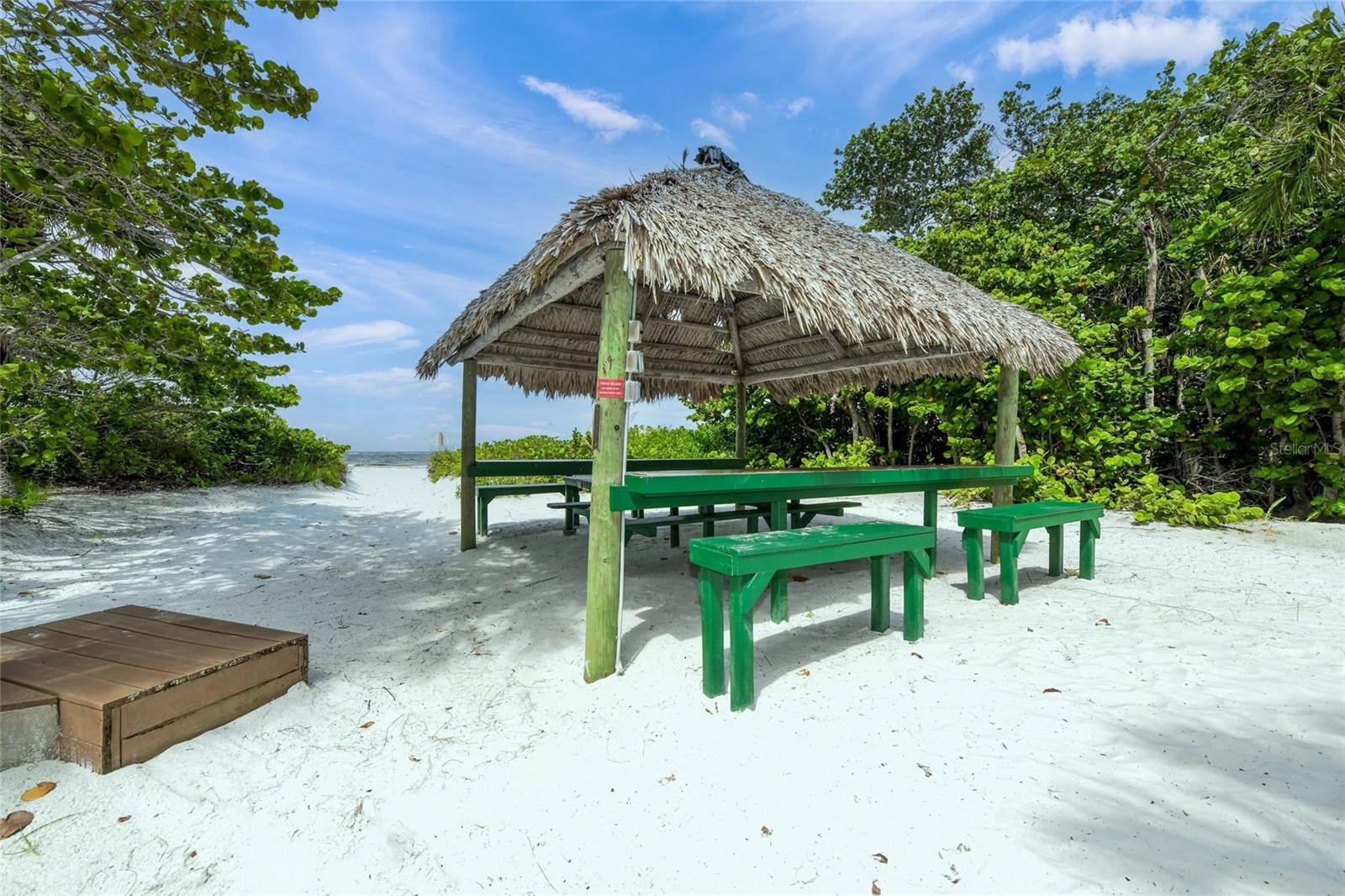 WHISPERING SANDS SEC 3 - Residential