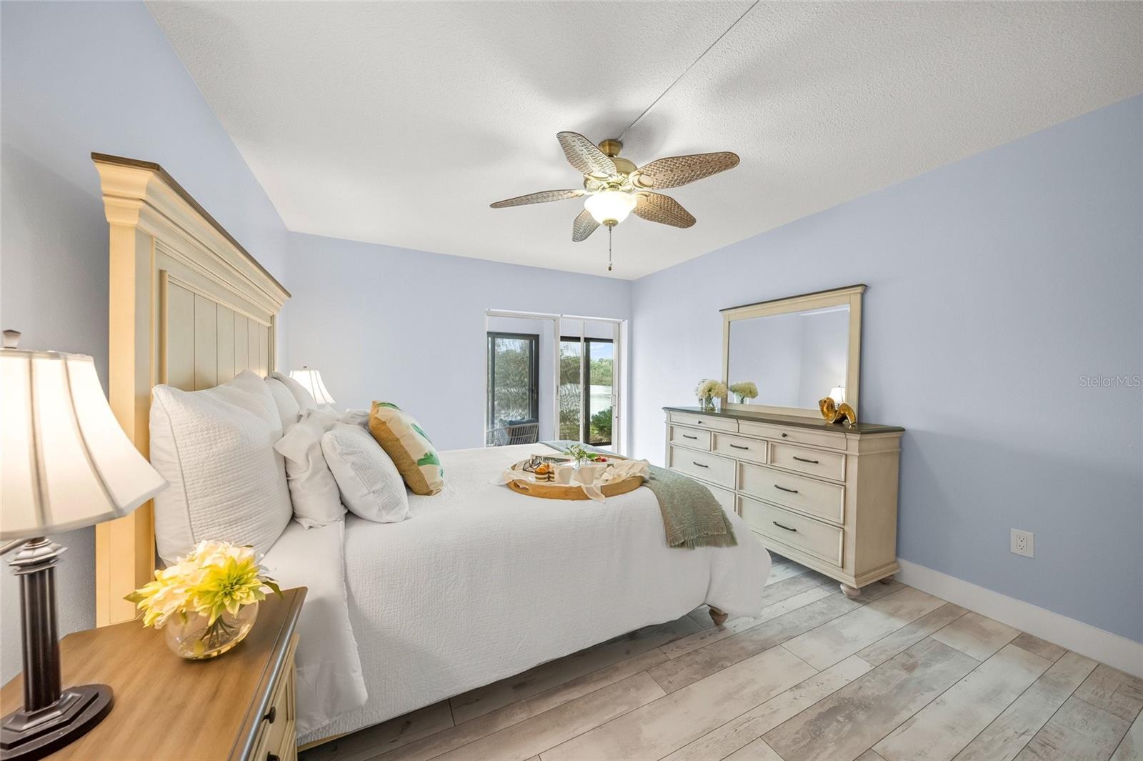 WHISPERING SANDS SEC 3 - Residential