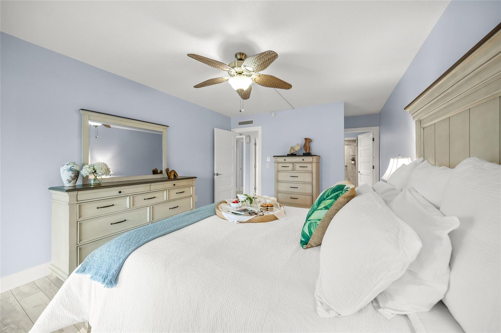 WHISPERING SANDS SEC 3 - Residential