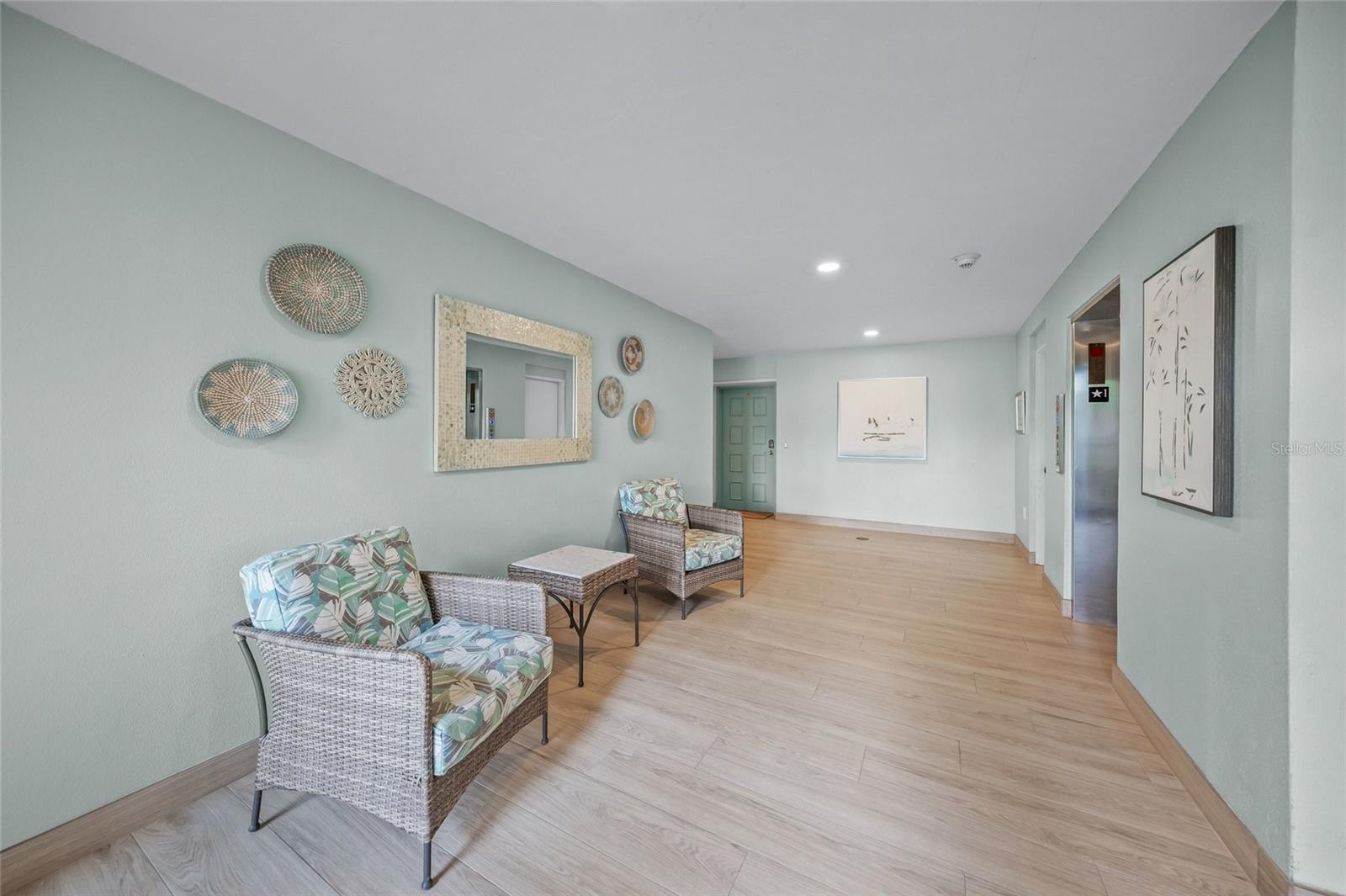 WHISPERING SANDS SEC 3 - Residential