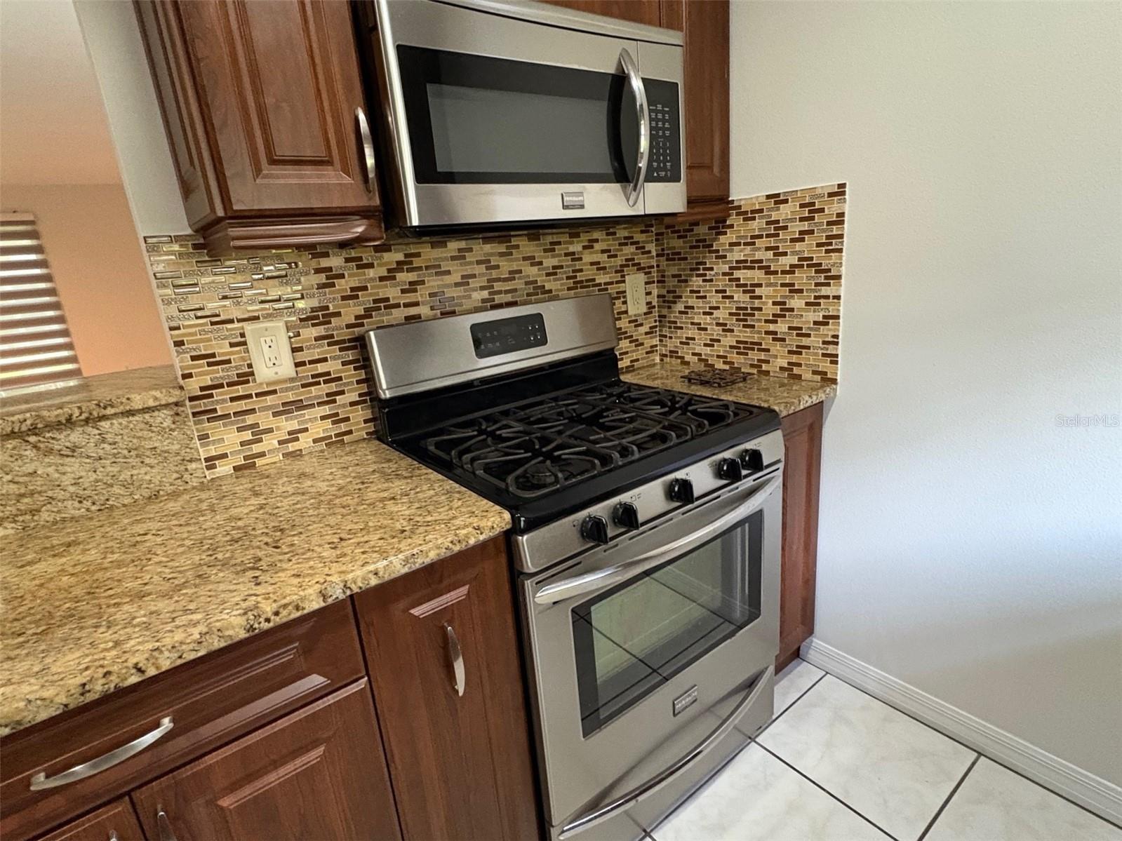 4822 VILLAGE GARDENS DRIVE 112
