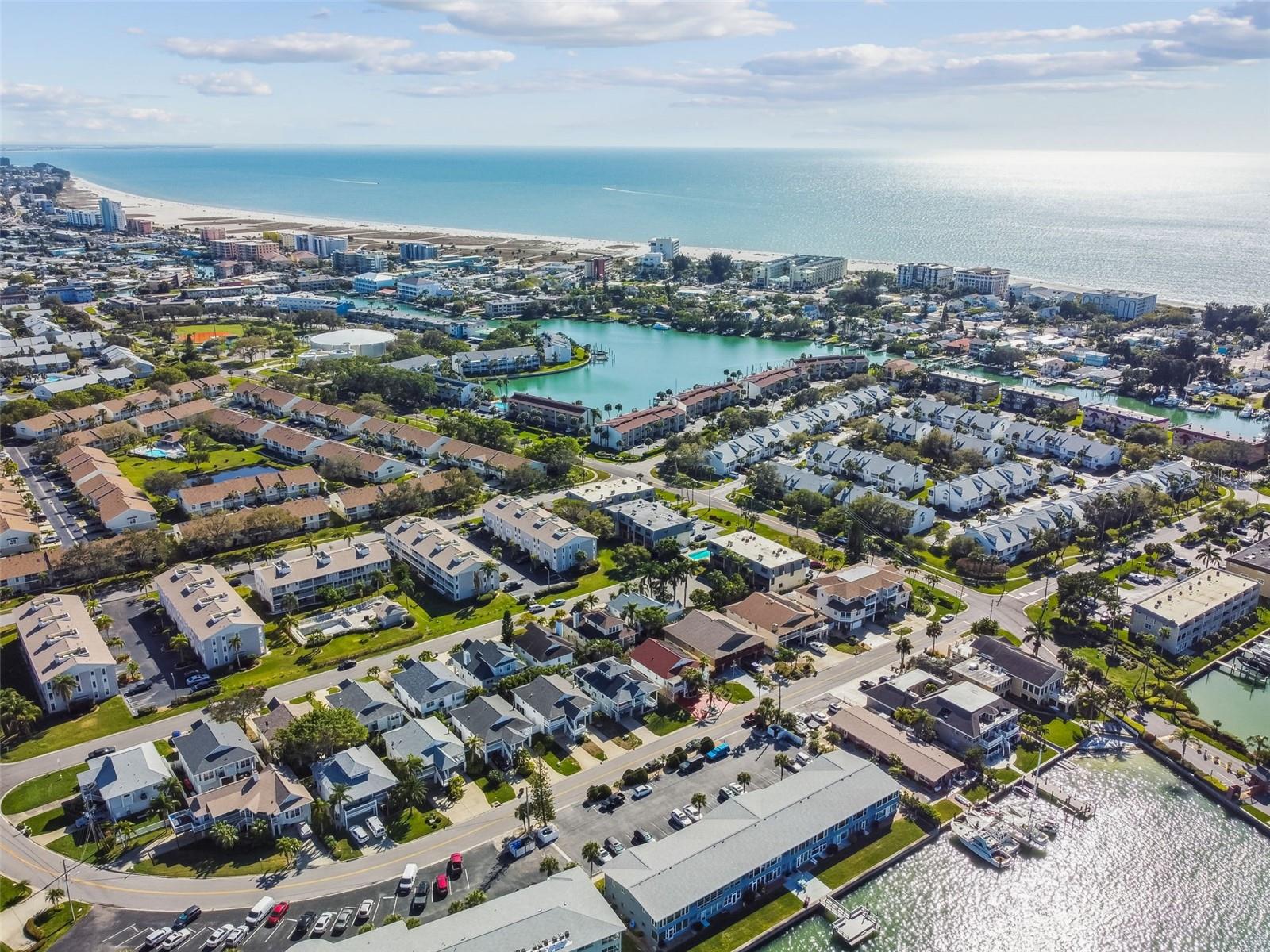 CAPRI ISLE GARDEN - Residential