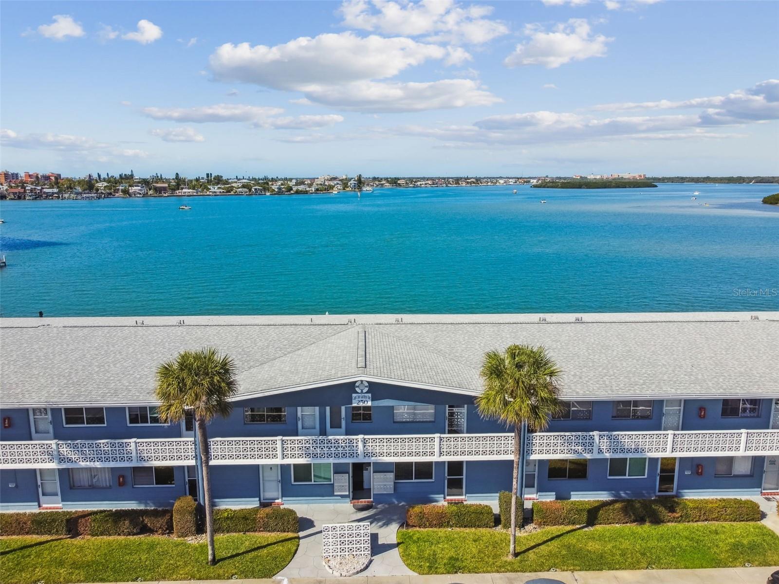 CAPRI ISLE GARDEN - Residential