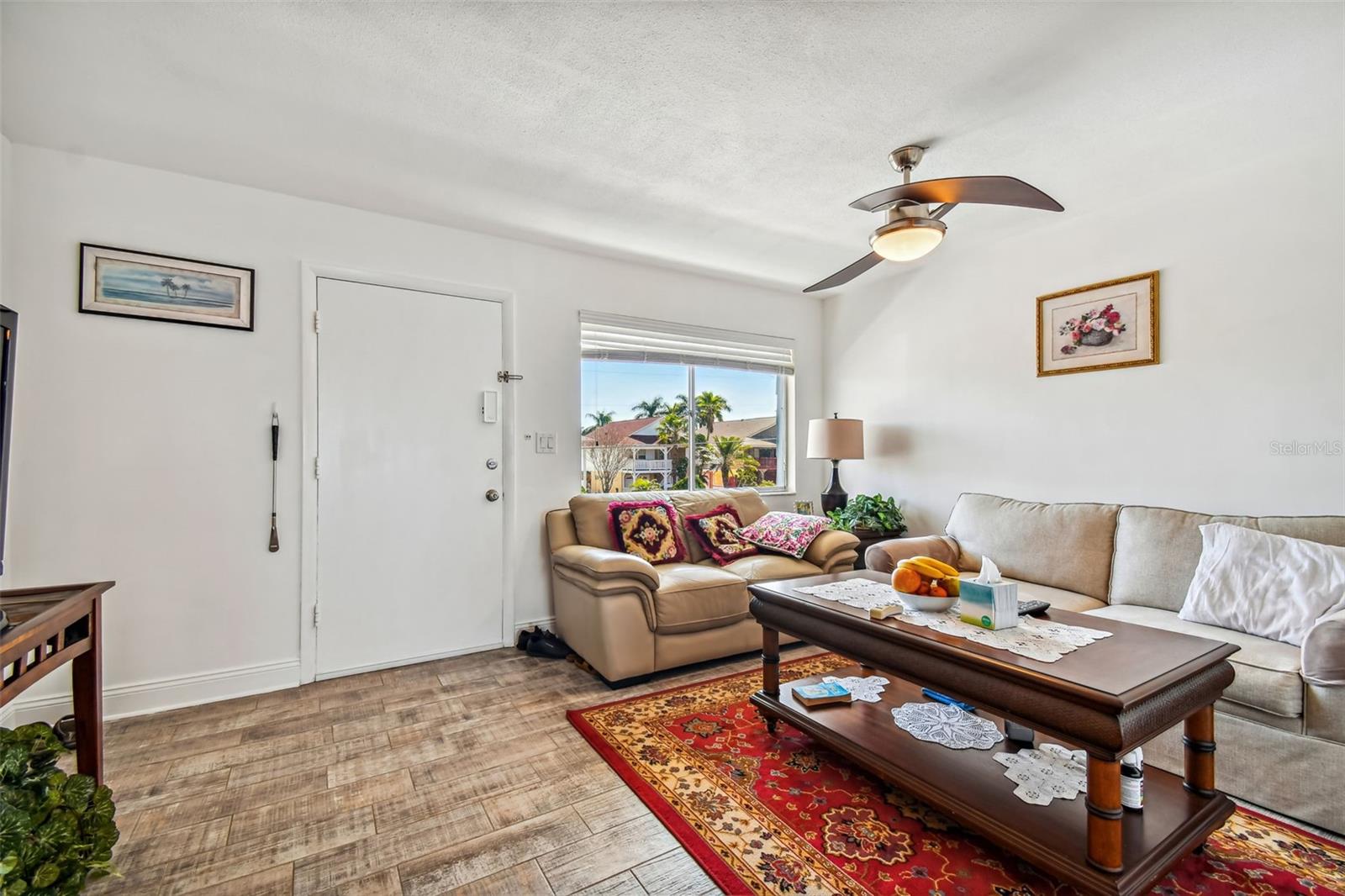 CAPRI ISLE GARDEN - Residential