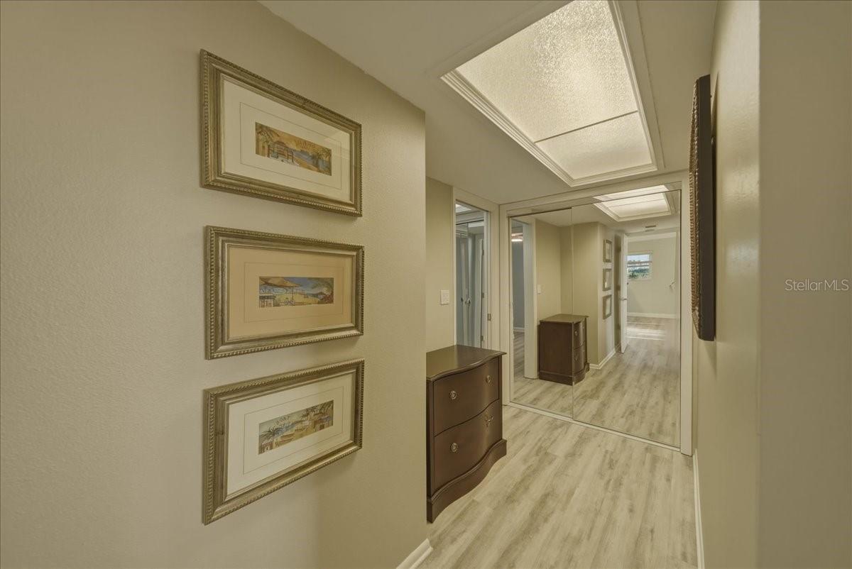 VENICE SANDS - Residential