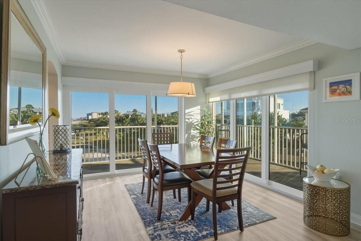 VENICE SANDS - Residential