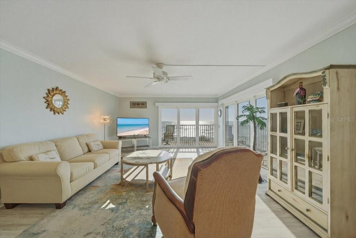 VENICE SANDS - Residential