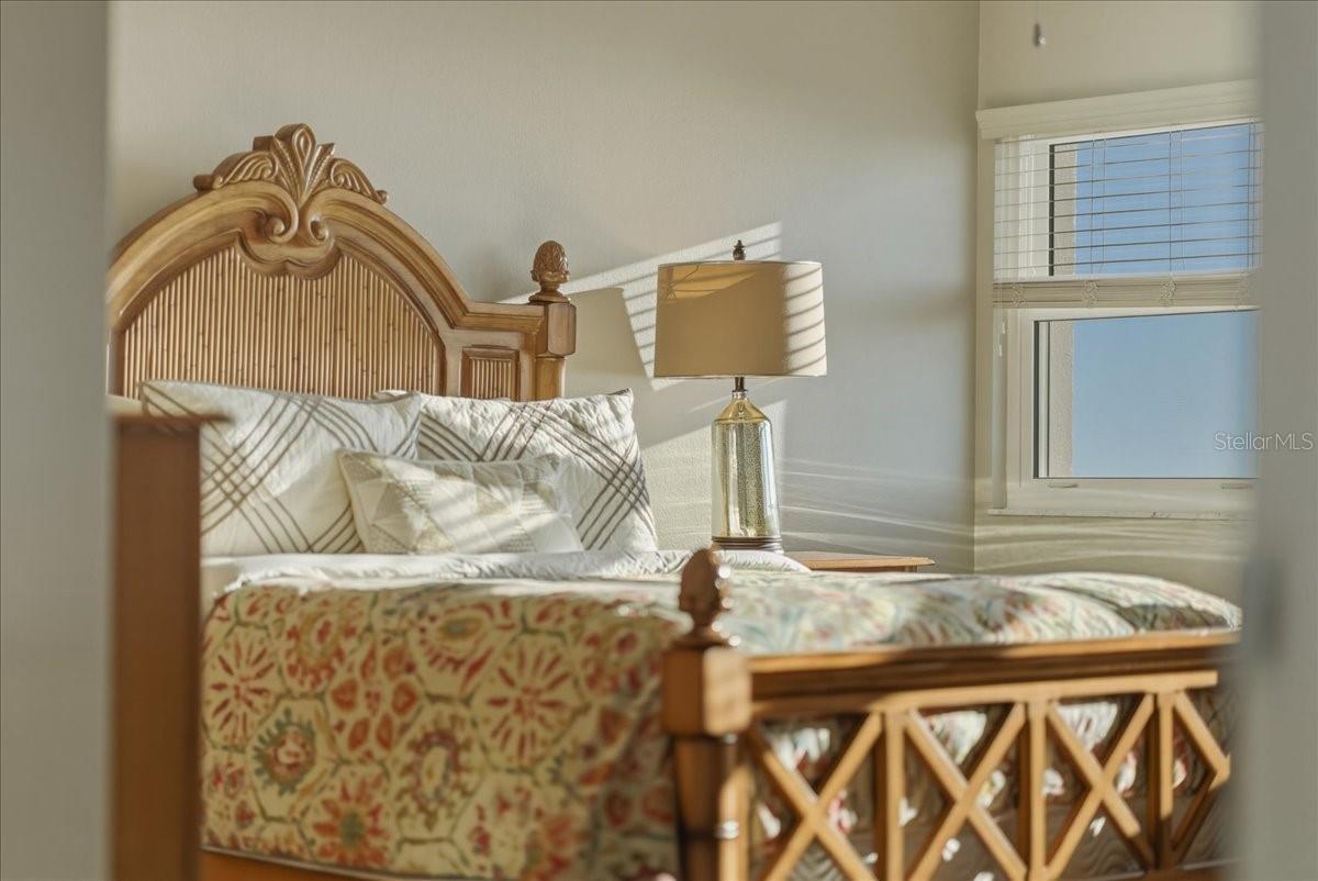 VENICE SANDS - Residential