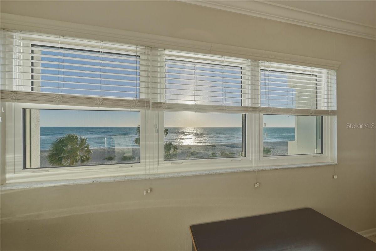 VENICE SANDS - Residential