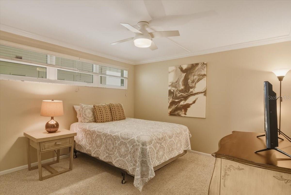 VENICE SANDS - Residential