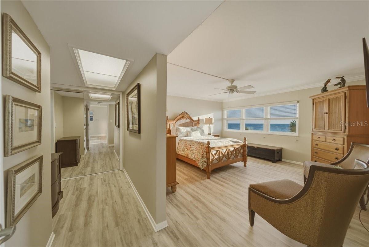 VENICE SANDS - Residential