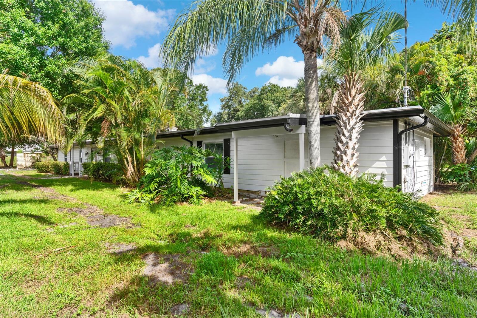 4996 49TH STREET, VERO BEACH, FL, 32967/$675,000 3 4996 49TH STREET