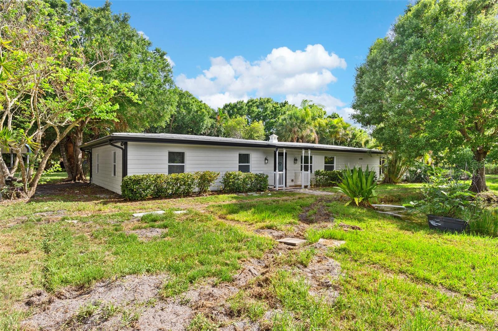4996 49TH STREET, VERO BEACH, FL, 32967/$675,000 2 4996 49TH STREET