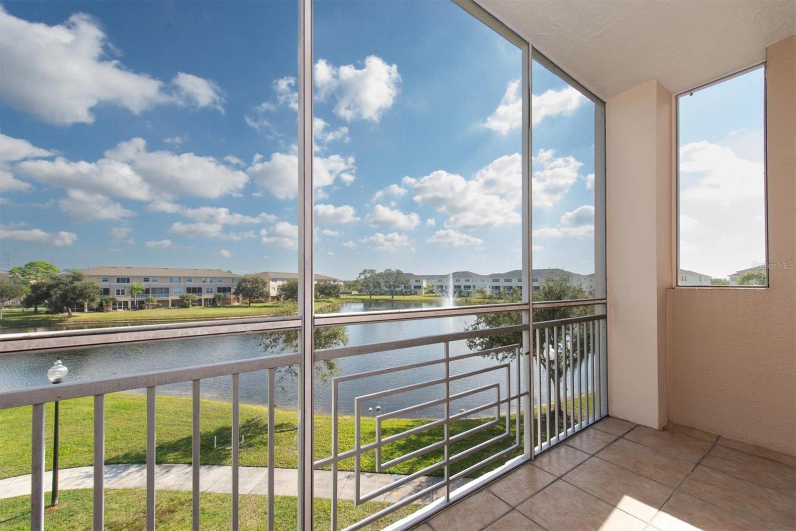 SEMINOLE ISLE CONDO - Residential