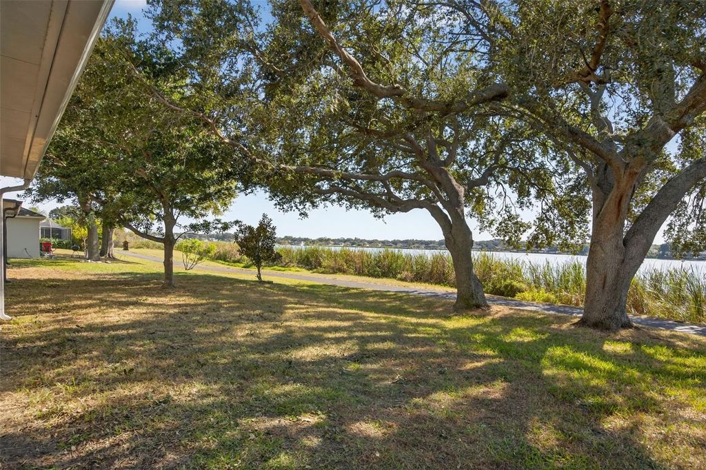 Photo of 6611 Gates Pointe Way, Riverview, FL 33578 (MLS # TB8446560)