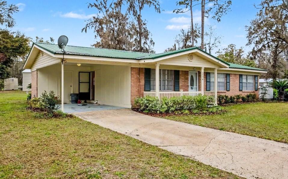 PINEMOUNT VILLAGE - Residential