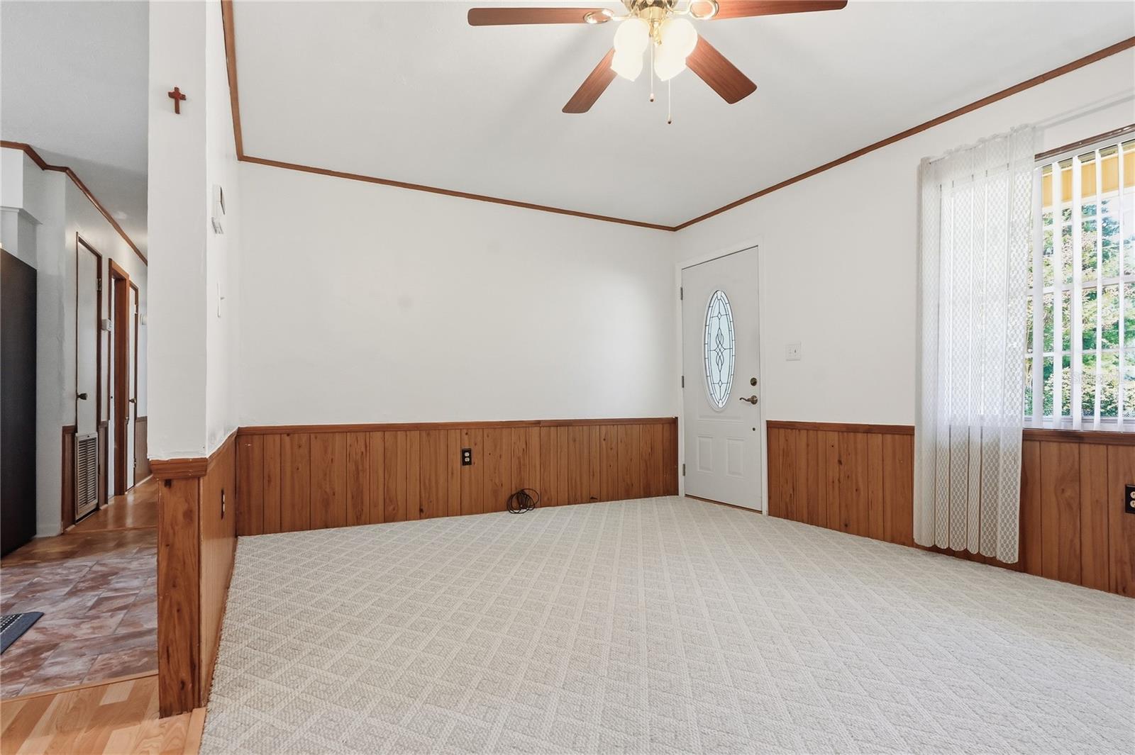 PINEMOUNT VILLAGE - Residential