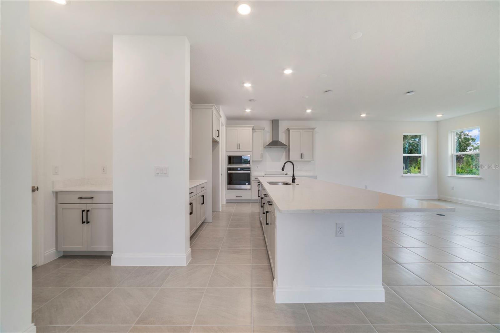 658 SNOWY EGRET COURT