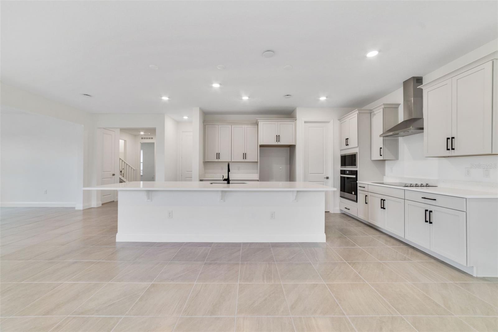 658 SNOWY EGRET COURT