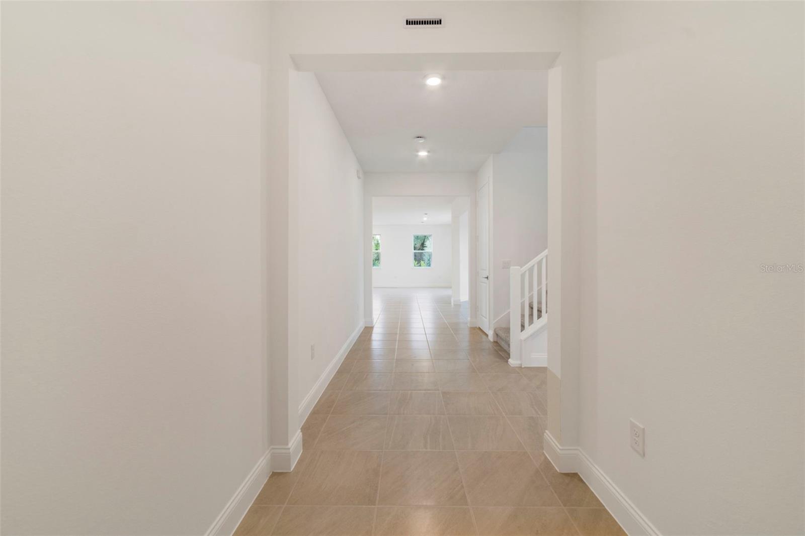 658 SNOWY EGRET COURT