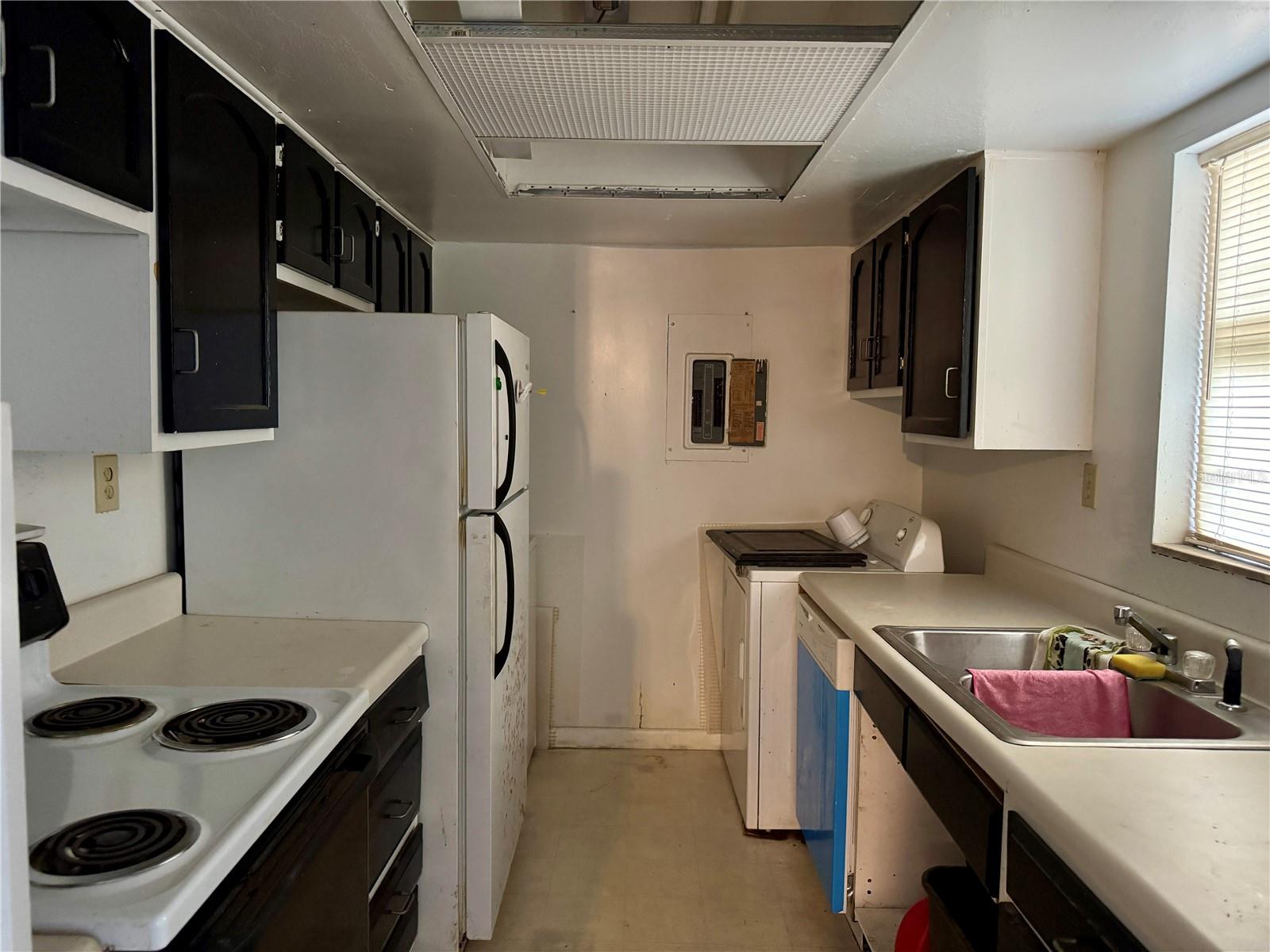 LEMON TREE CONDO SEC 01 - Residential