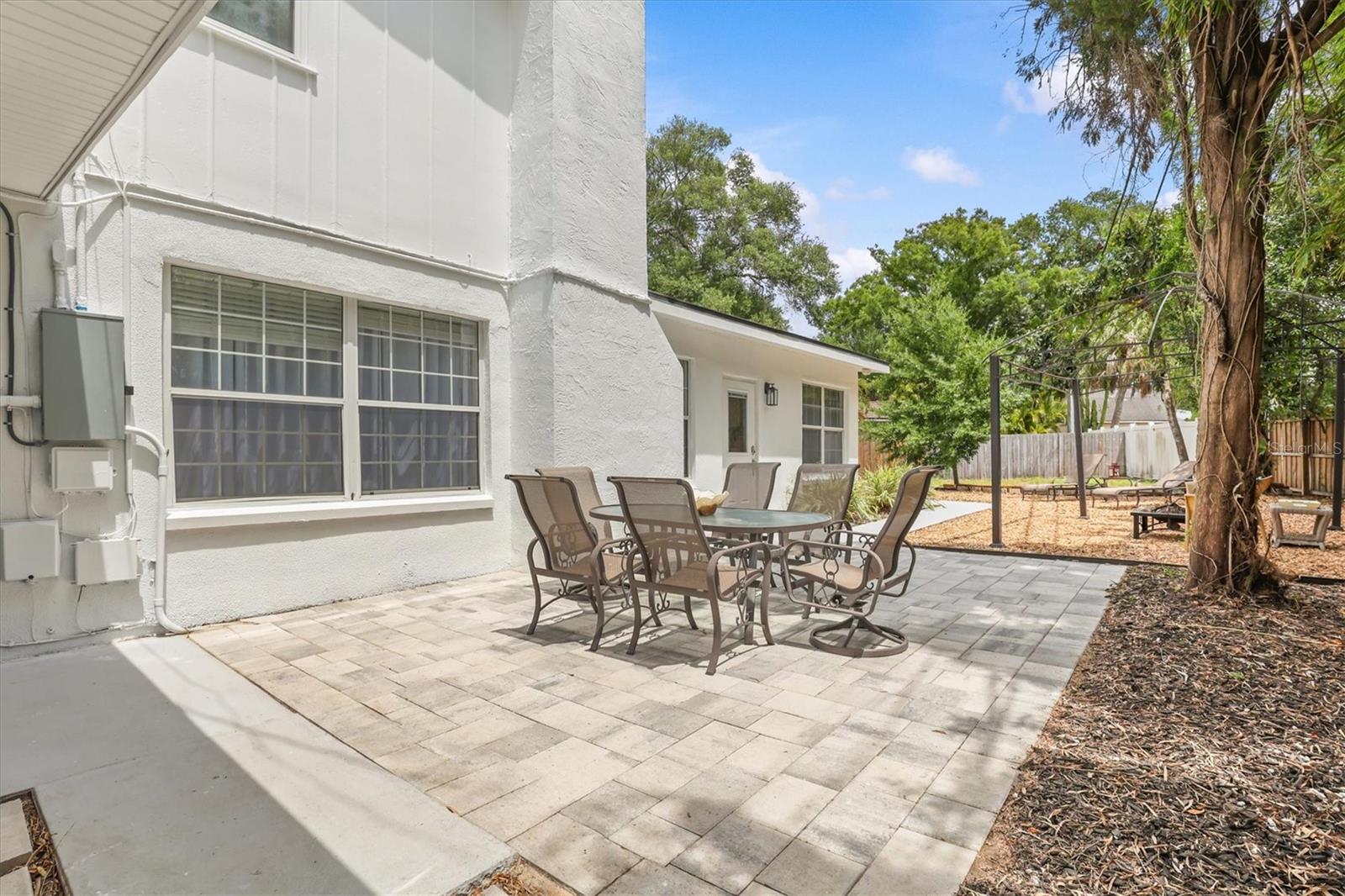 SHORE CREST - Residential