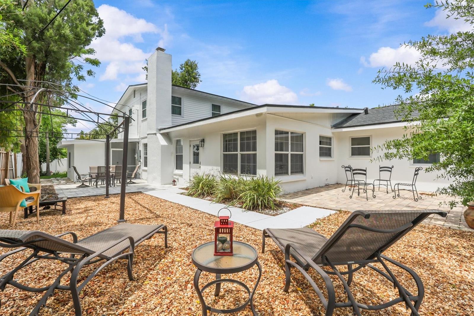 SHORE CREST - Residential