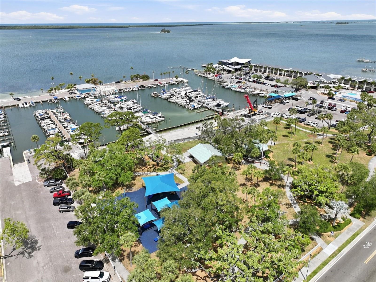 SHORE CREST - Residential