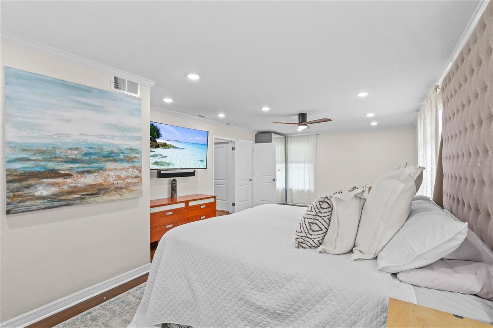 SHORE CREST - Residential