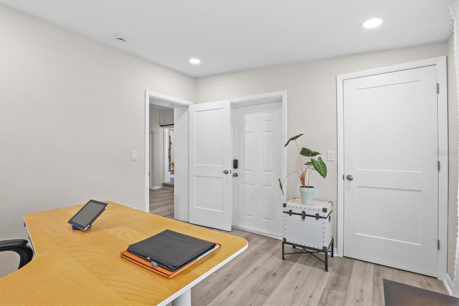 SHORE CREST - Residential