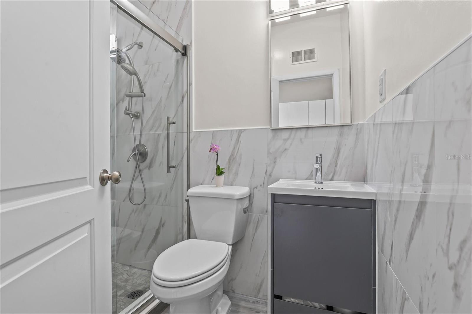 SHORE CREST - Residential