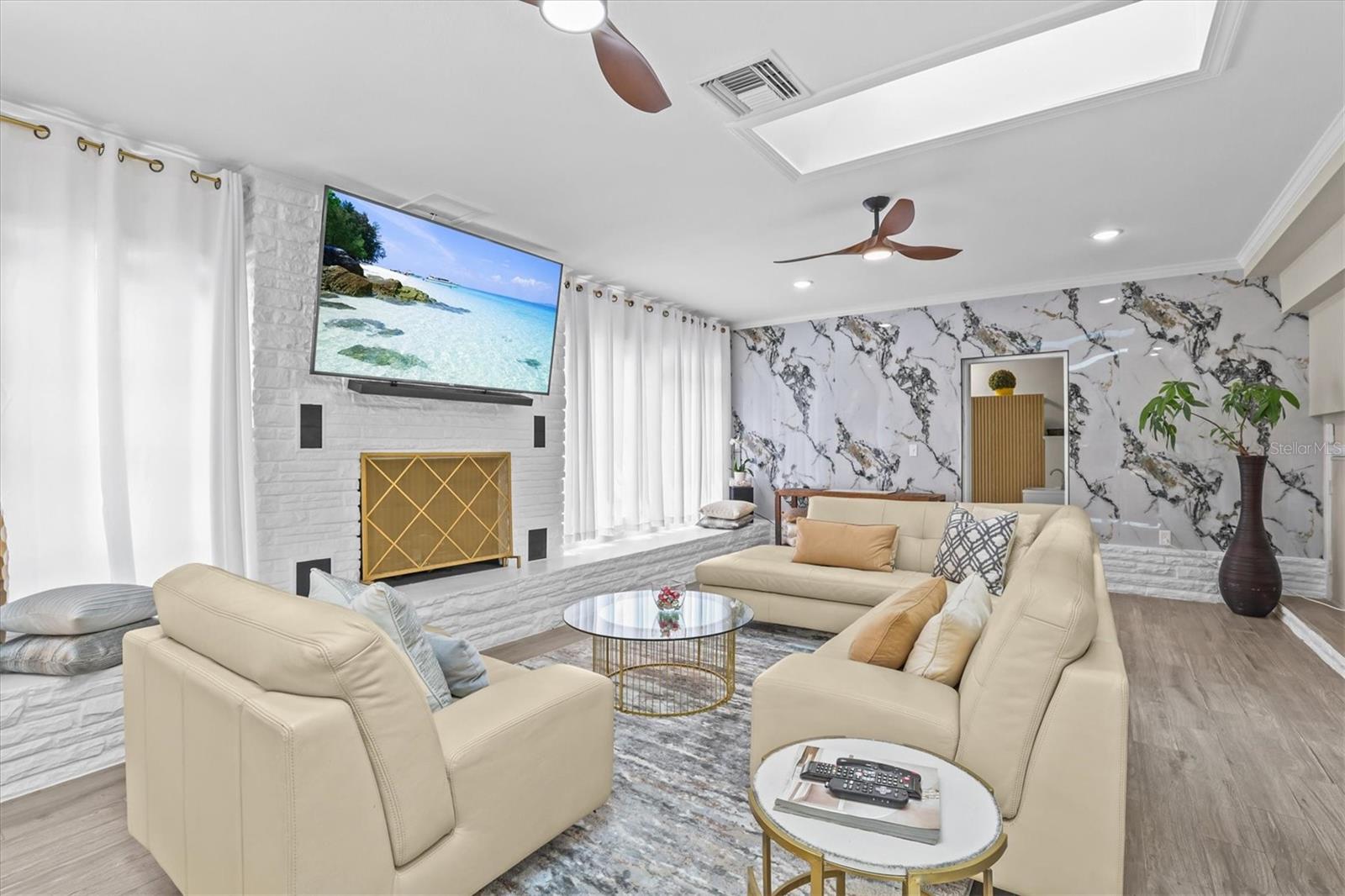 SHORE CREST - Residential