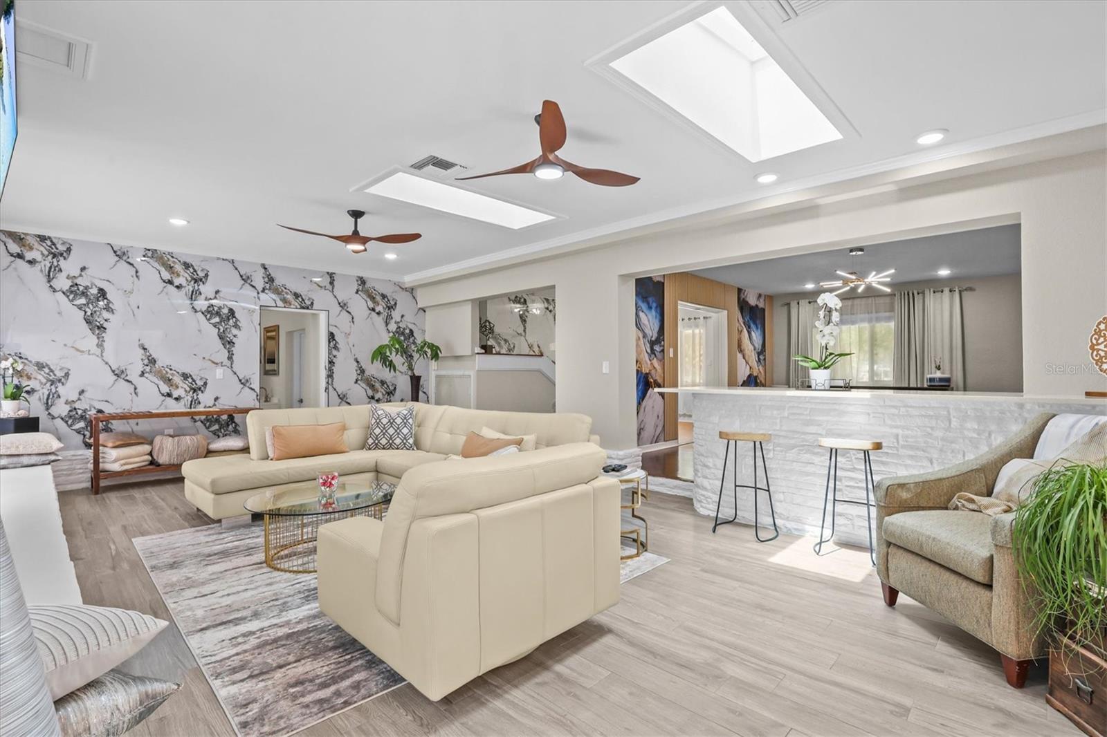 SHORE CREST - Residential