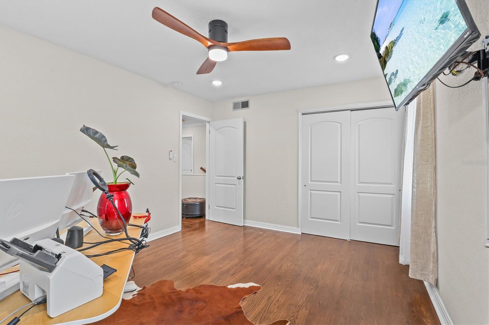 SHORE CREST - Residential