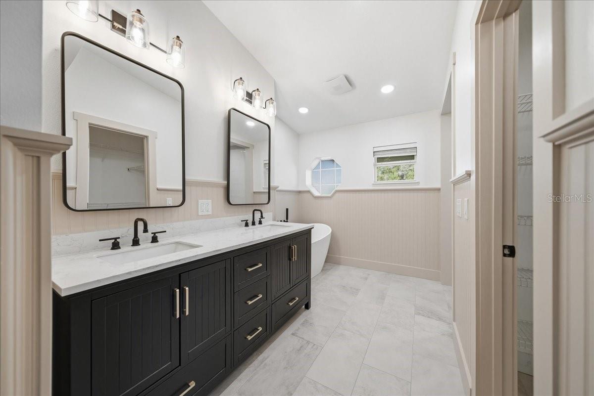 SUBDIVISION NAME: SUN VALLEY SUBD UNIT 4 - Residential