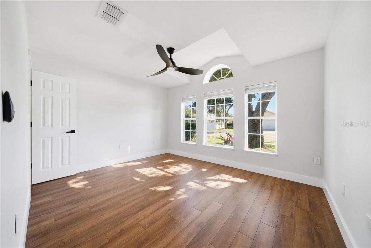 SUBDIVISION NAME: SUN VALLEY SUBD UNIT 4 - Residential