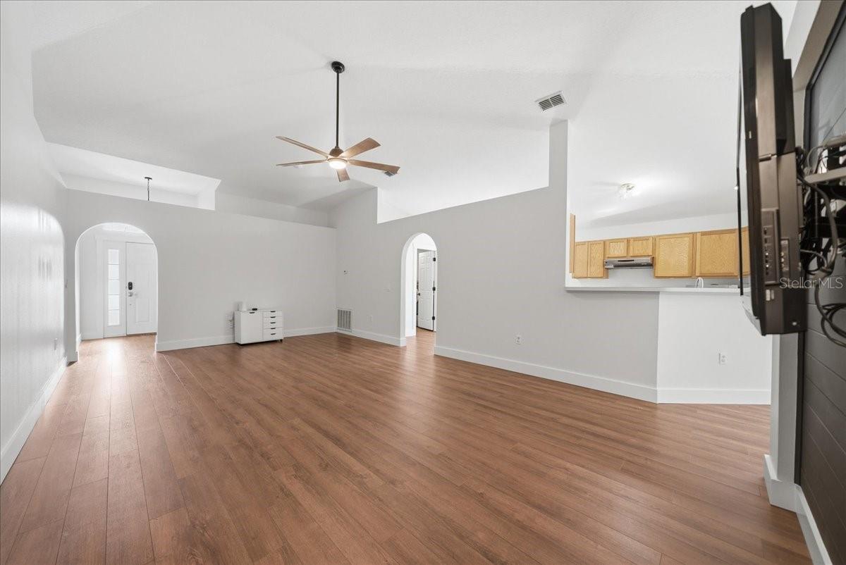 SUBDIVISION NAME: SUN VALLEY SUBD UNIT 4 - Residential