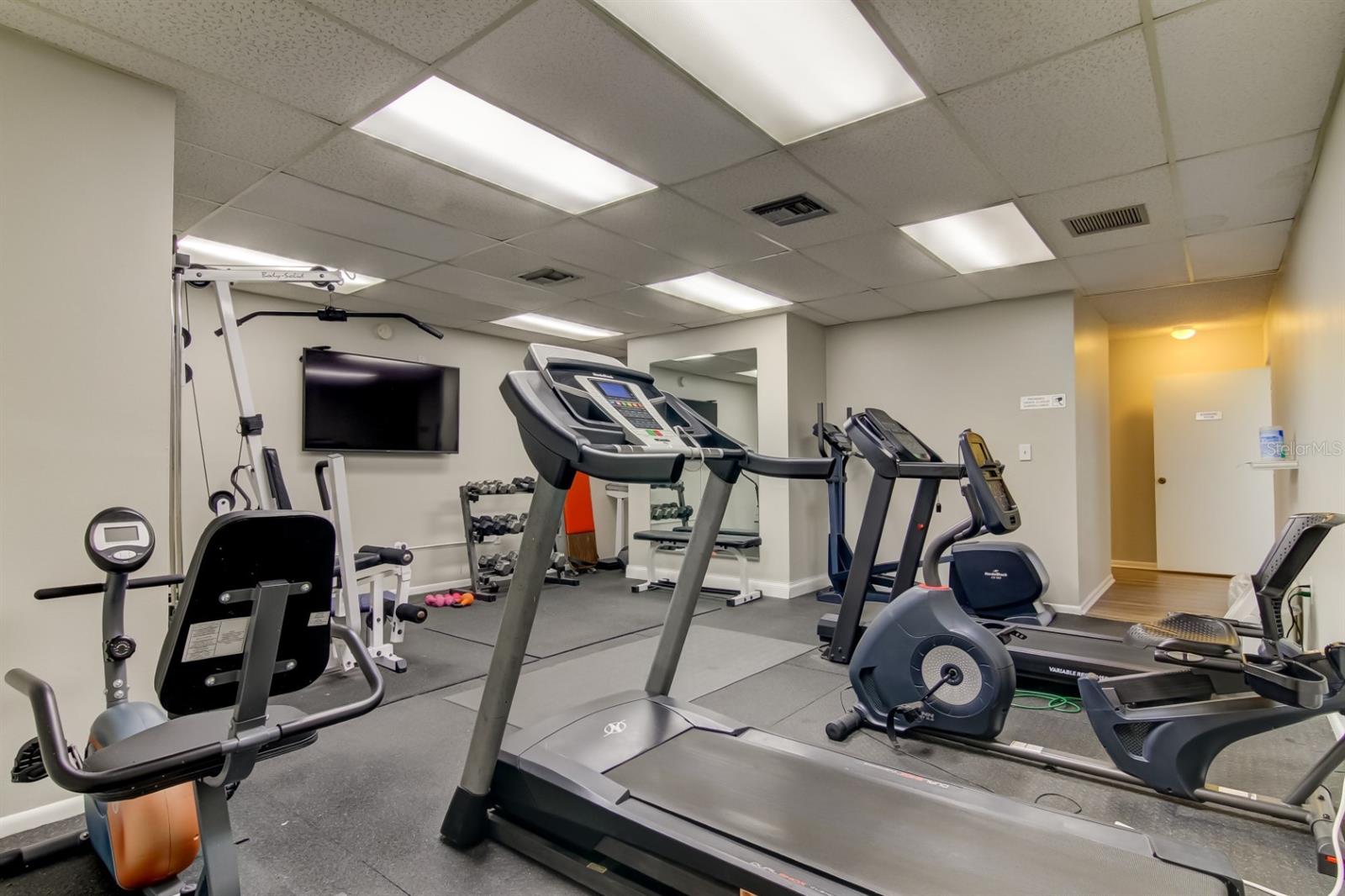 LAKE TARPON SAIL & TENNIS CLUB - Residential Lease