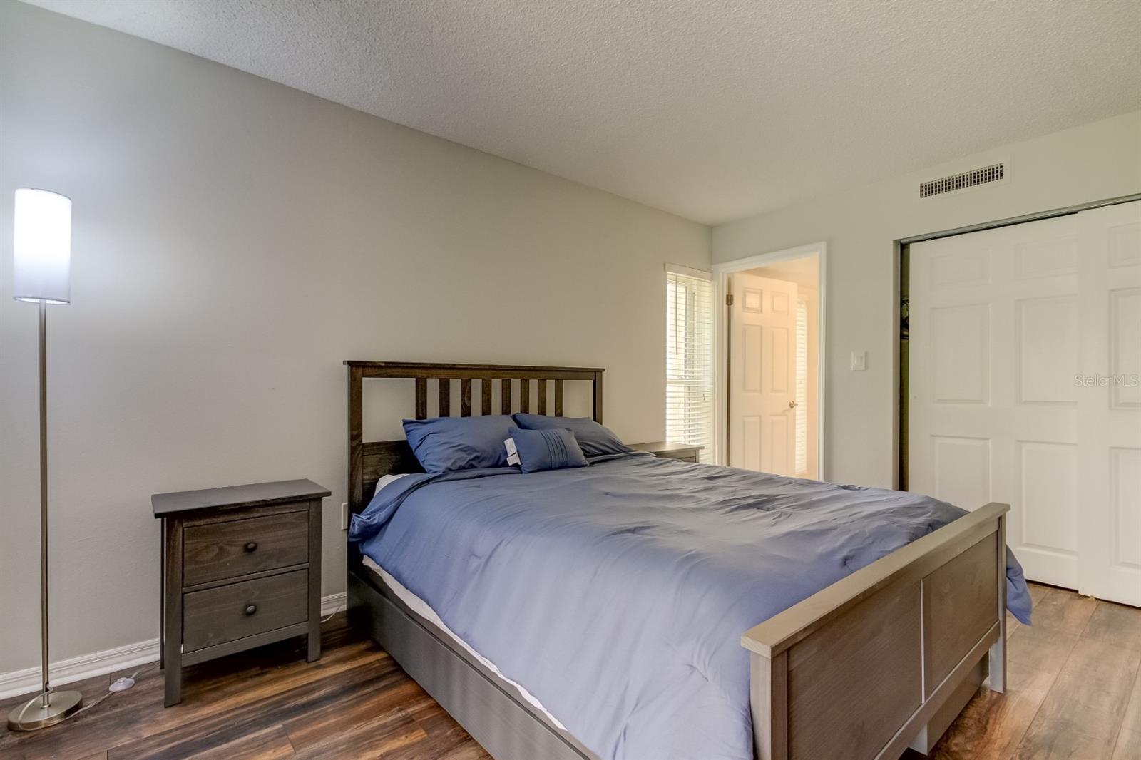 LAKE TARPON SAIL & TENNIS CLUB - Residential Lease