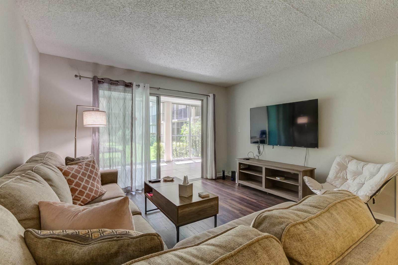 LAKE TARPON SAIL & TENNIS CLUB - Residential Lease