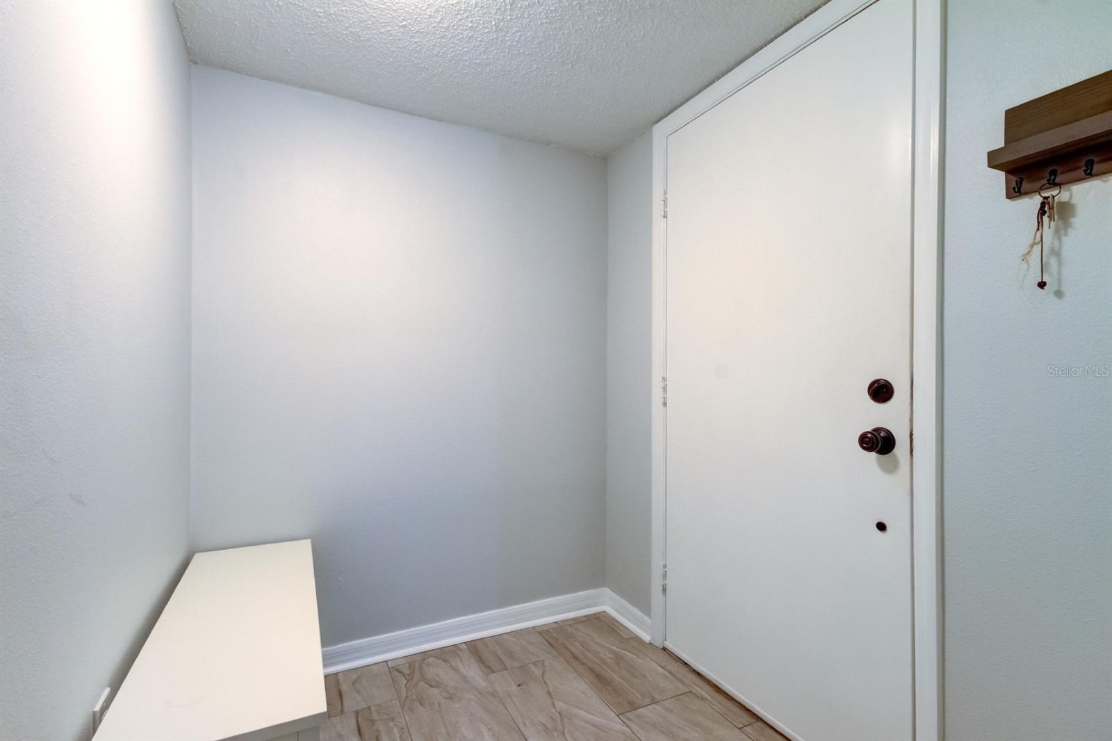 LAKE TARPON SAIL & TENNIS CLUB - Residential Lease