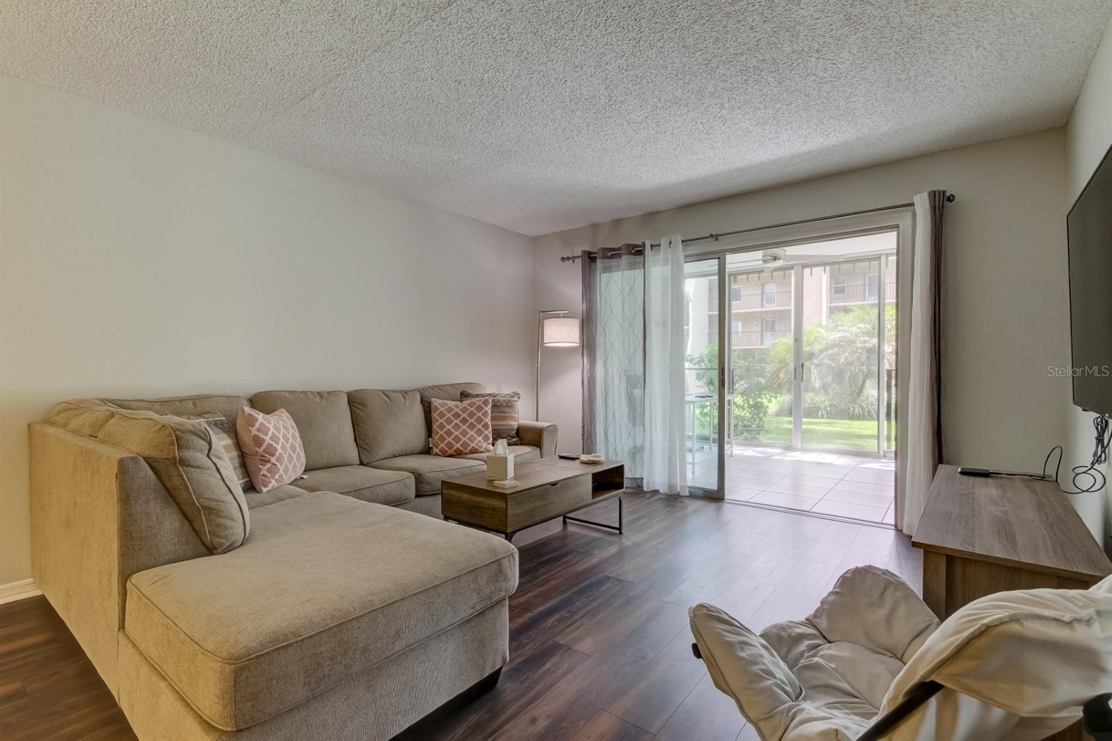 LAKE TARPON SAIL & TENNIS CLUB - Residential Lease