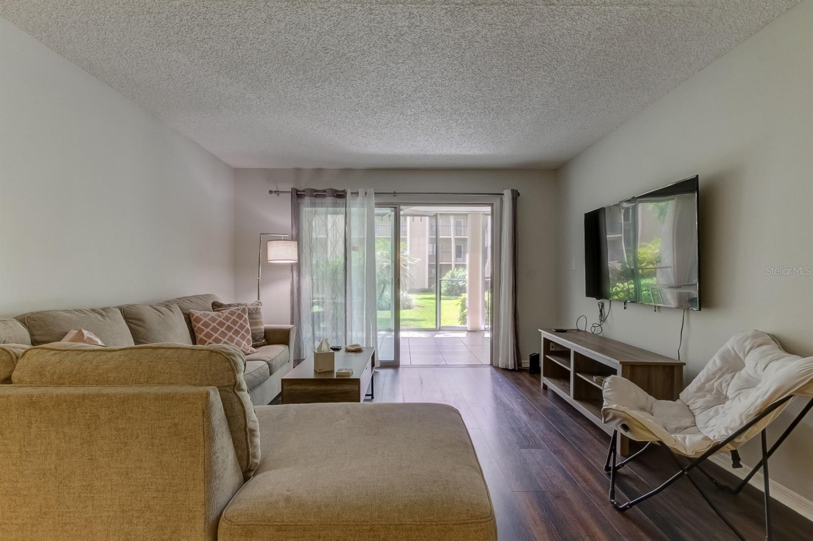 LAKE TARPON SAIL & TENNIS CLUB - Residential Lease