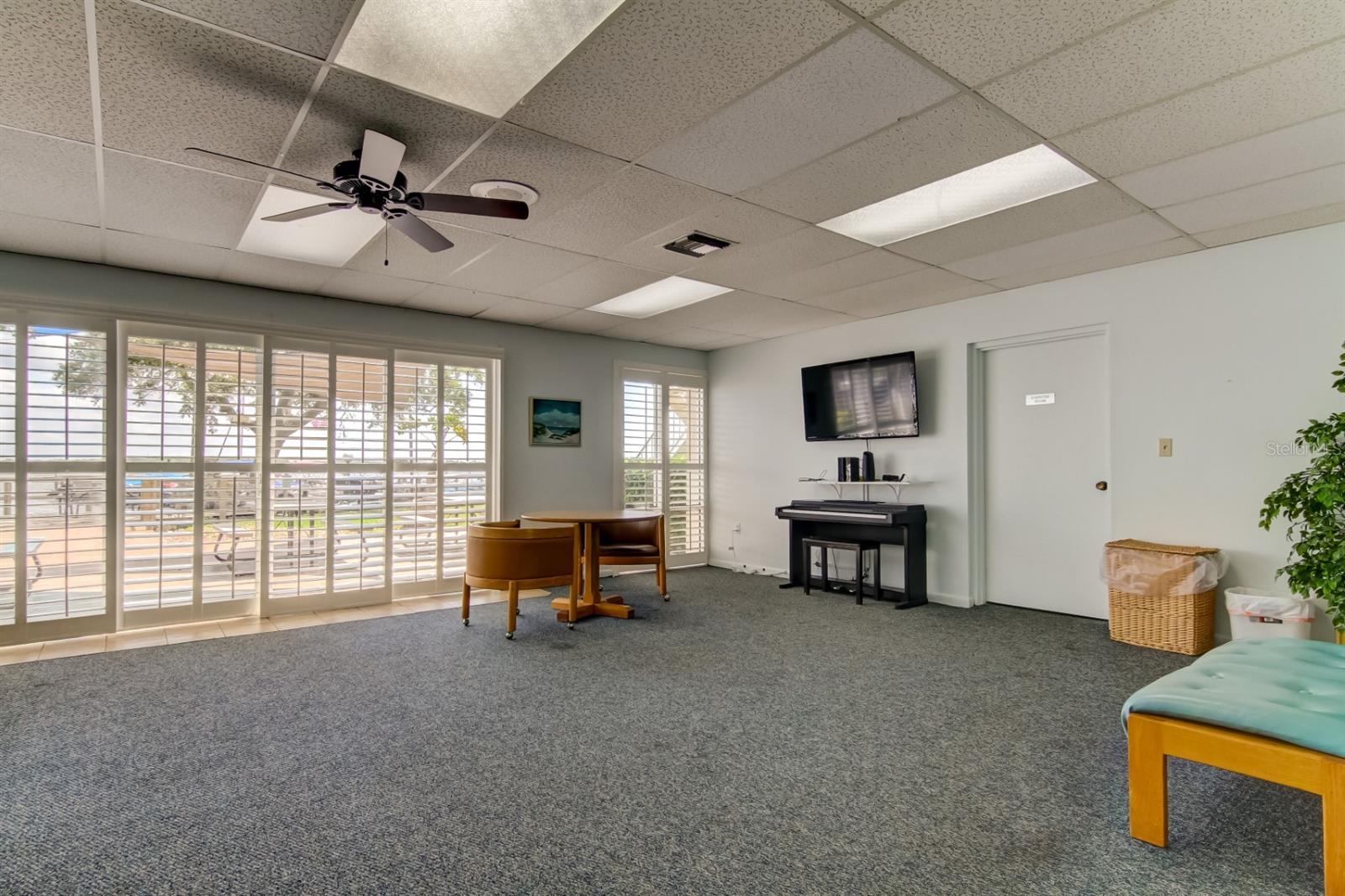 LAKE TARPON SAIL & TENNIS CLUB - Residential Lease